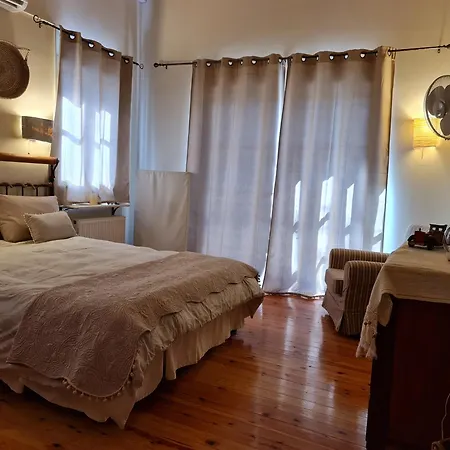 Enrietta Villa Platres